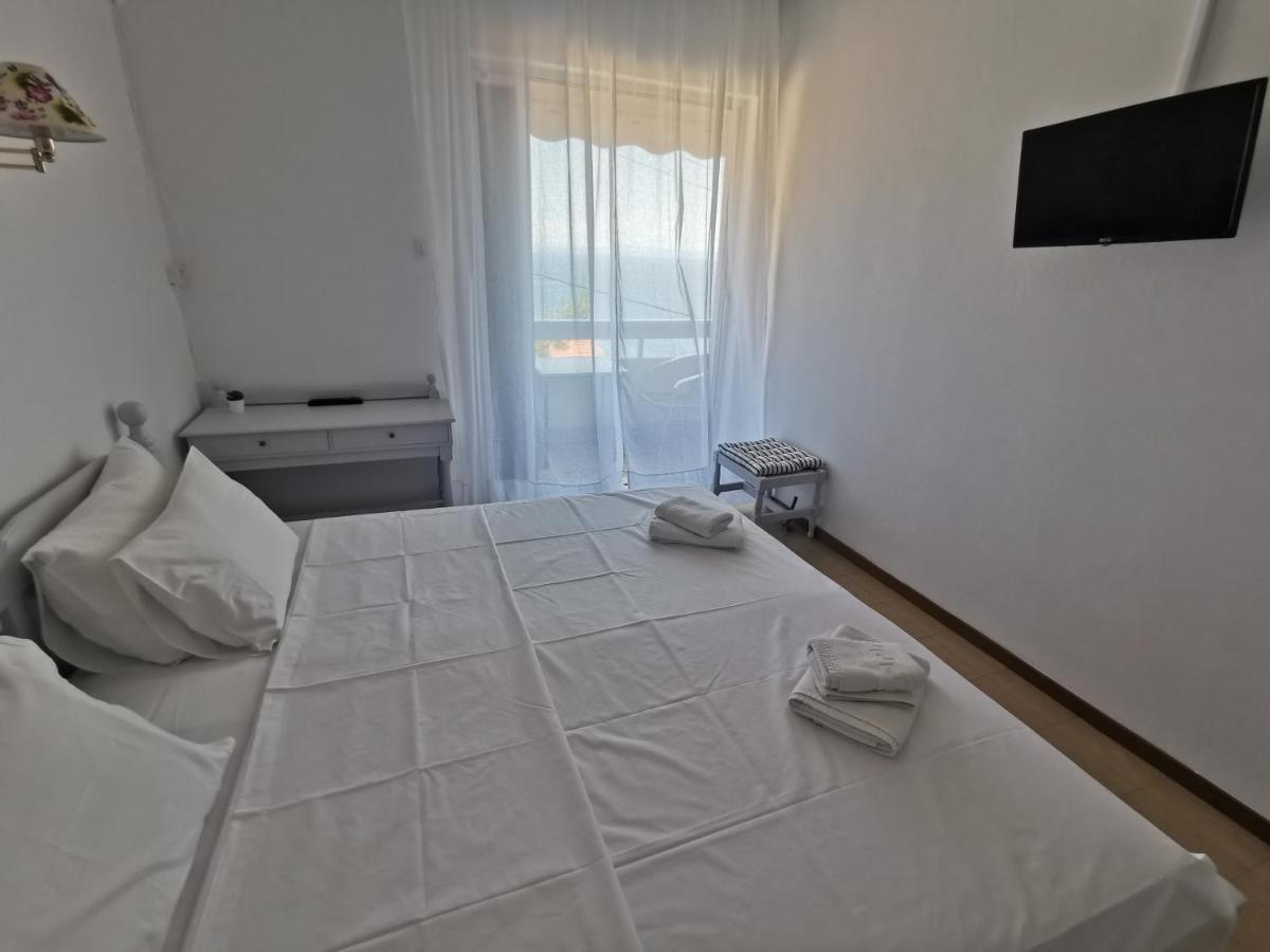 Hotel Rania Loutra Edipsou  Exterior photo