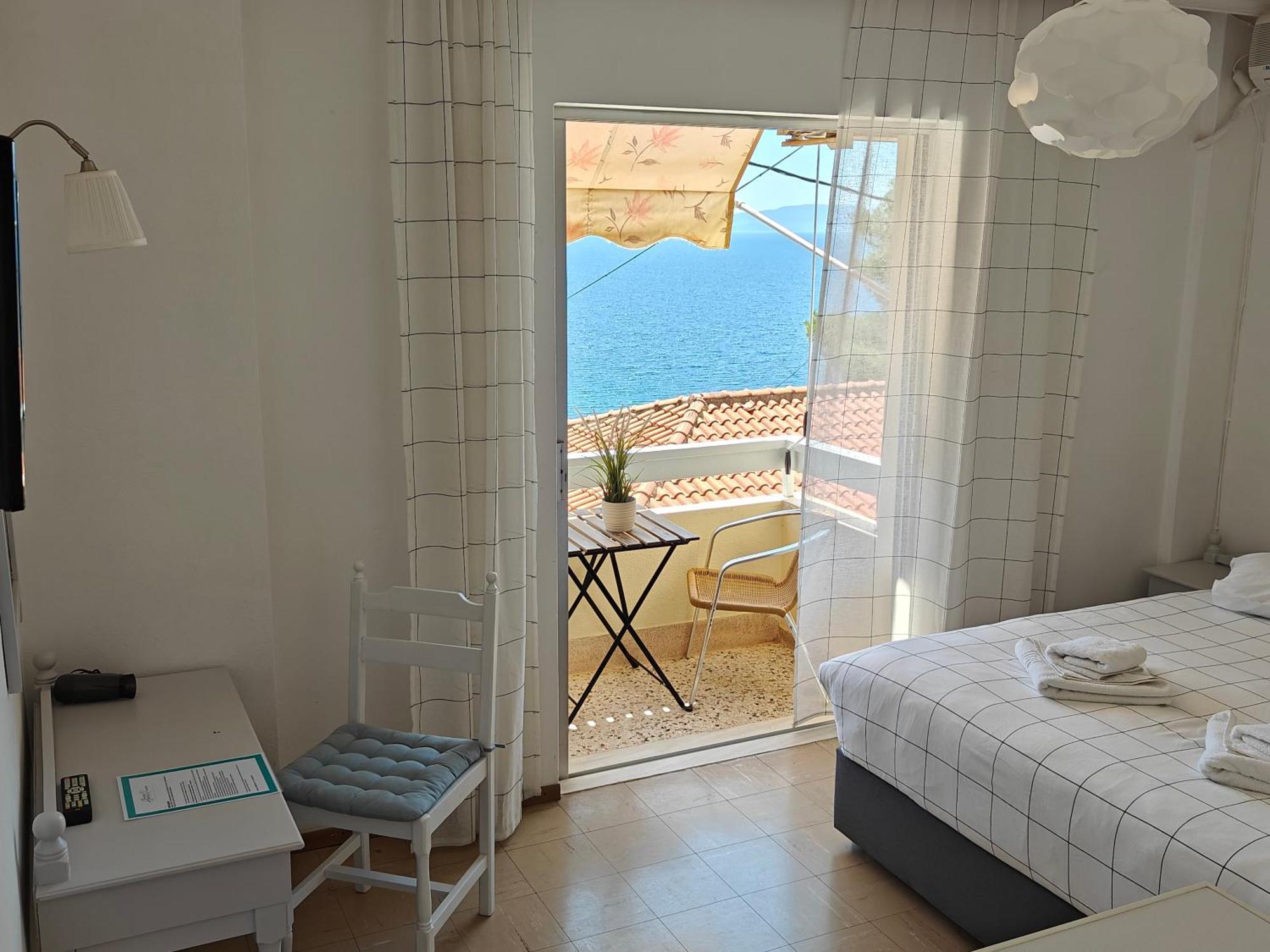 Hotel Rania Loutra Edipsou  Exterior photo